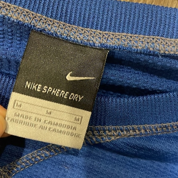 Nike Shirt - Picture 2 of 2